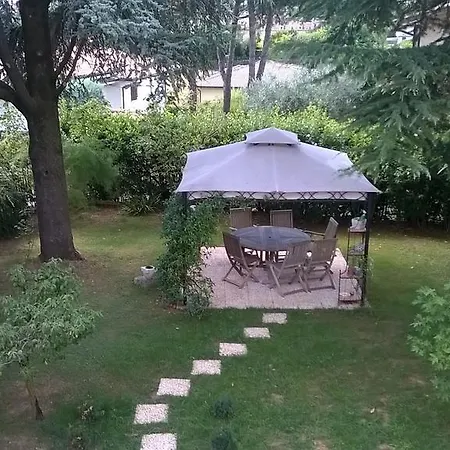 伊尔格里希内住宿加早餐旅馆 *